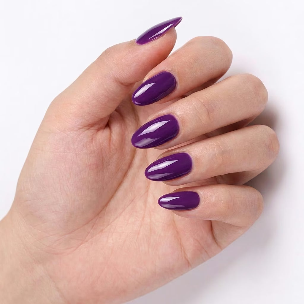 LILYCUTE Amethyst Nail Gel Polish 7ml (X059) UV LED - LILYCUTE - Hand Swatch