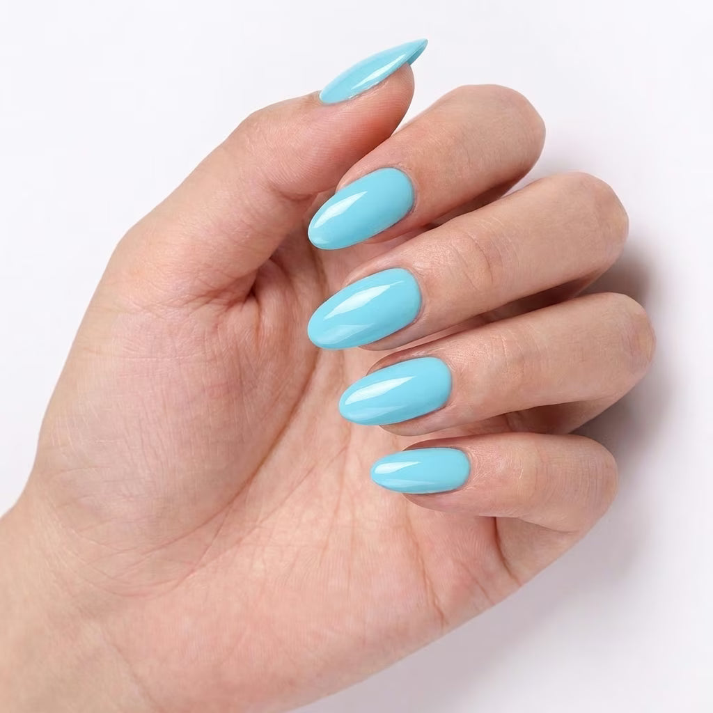 LILYCUTE Azure Nail Gel Polish 7ml (X083) UV LED - LILYCUTE - Hand Swatch