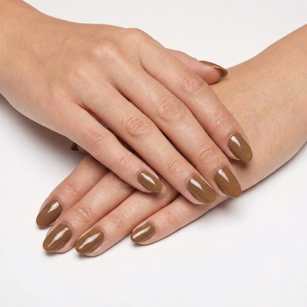 LILYCUTE Caramel Nail Gel Polish 7ml (X028) UV LED - LILYCUTE - Two Hands Swatch