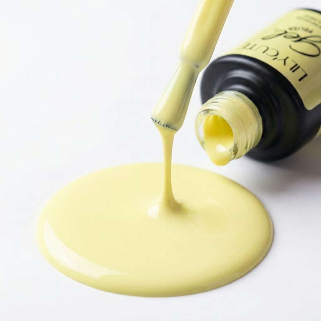 LILYCUTE Cream Yellow Nail Gel Polish 7ml (X077) UV LED - LILYCUTE - Brush Drip