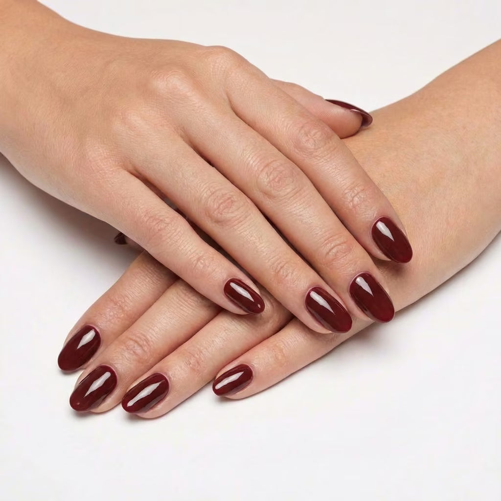 LILYCUTE Dark Maroon Nail Gel Polish 7ml (X032) UV LED - LILYCUTE - Two Hands Swatch