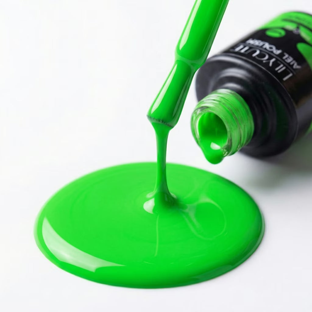 LILYCUTE Electric Green Nail Gel Polish 7ml (X096) UV LED - LILYCUTE - Brush Drip