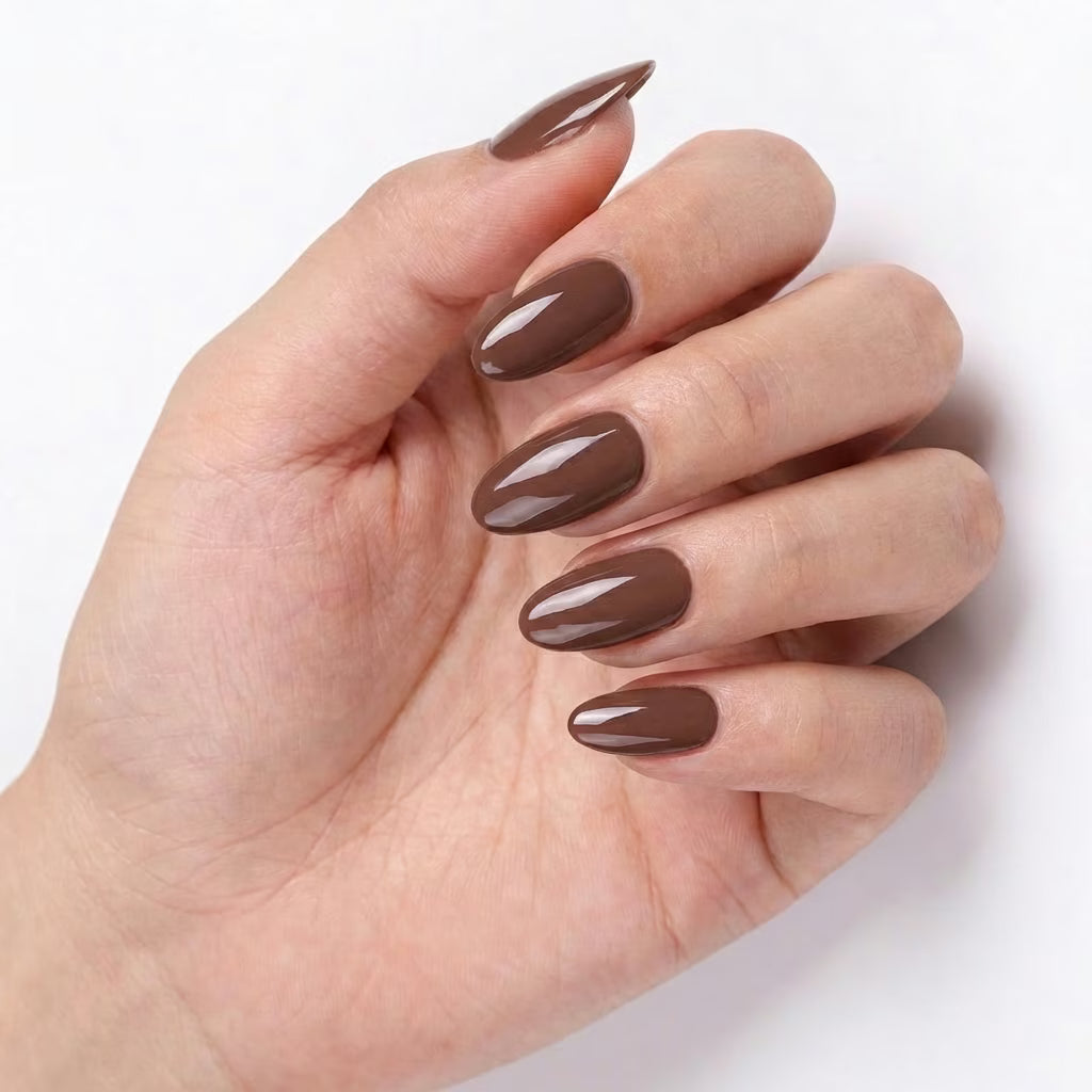 LILYCUTE Gel Polish LC-F055 hand-swatch-curled
