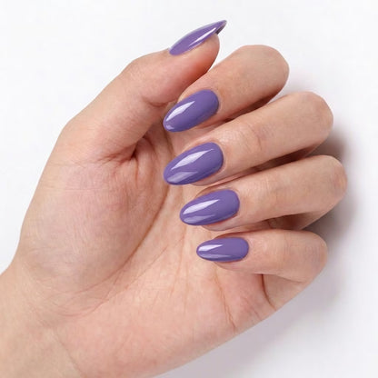 LILYCUTE Gel Polish LC-F060 hand-swatch-curled