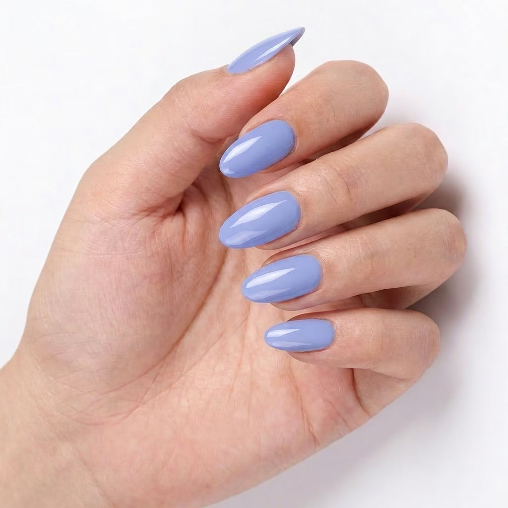 LILYCUTE Gel Polish LC-F065 hand-swatch-curled