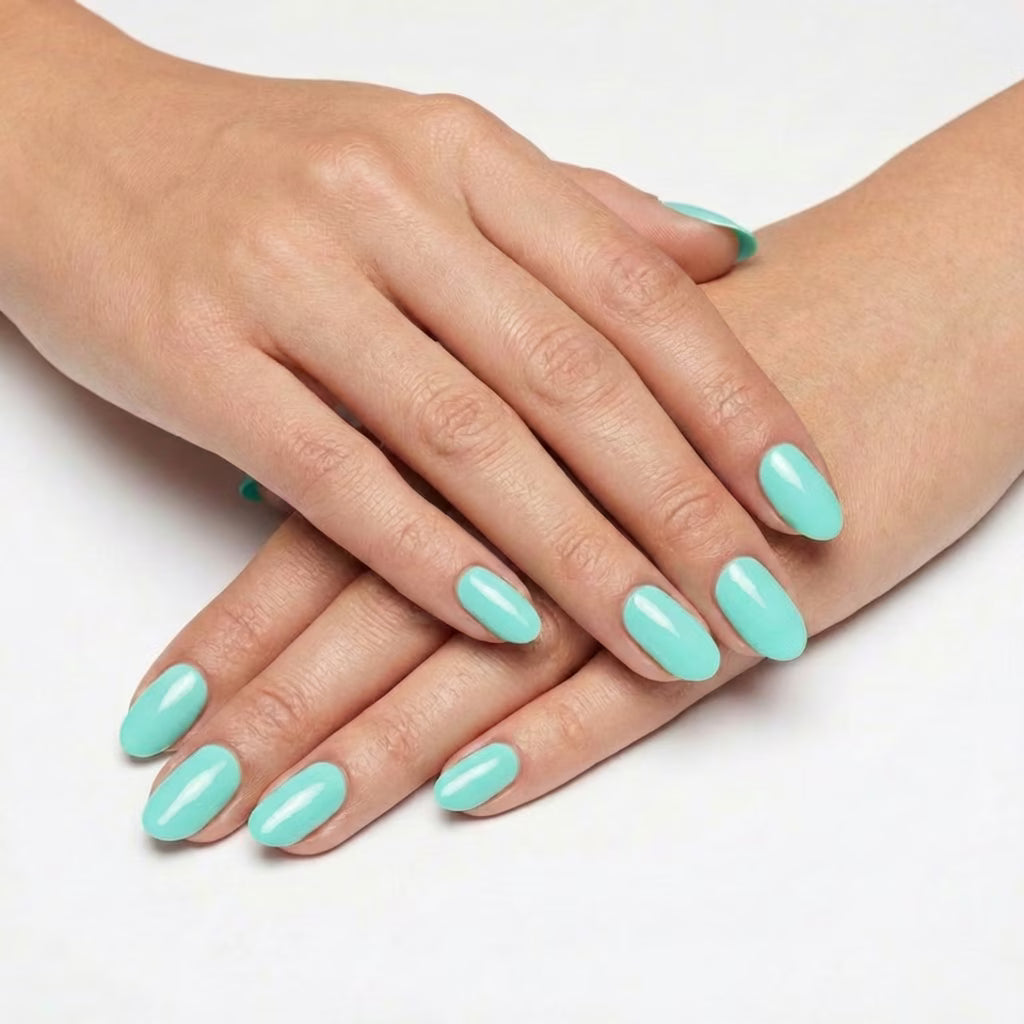 LILYCUTE Gel Polish LC-F098 hand-swatch-two-hands