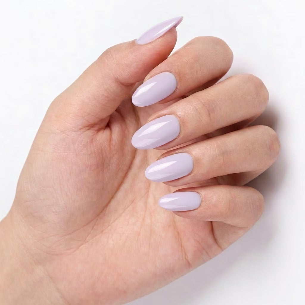 LILYCUTE Gel Polish LC-F135 hand-swatch-curled