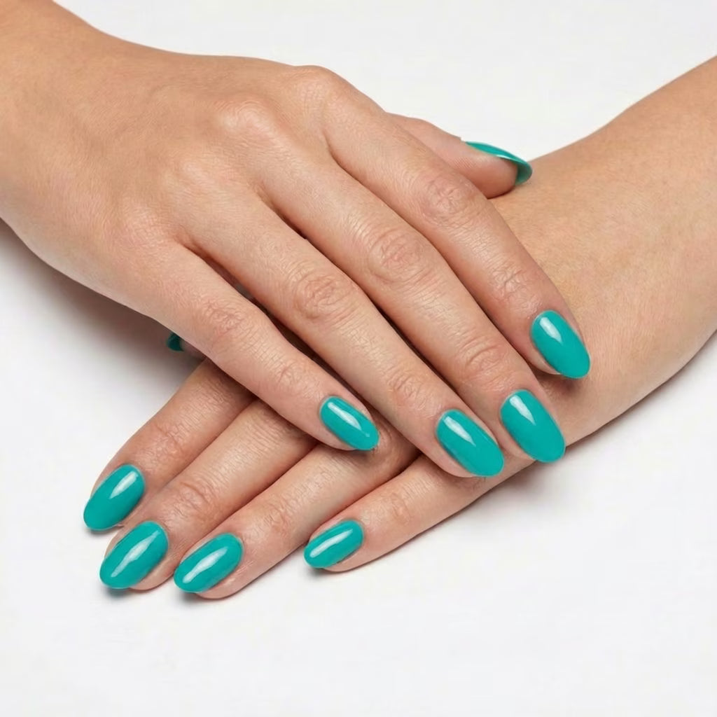 LILYCUTE Gel Polish LC-F159 hand-swatch-two-hands
