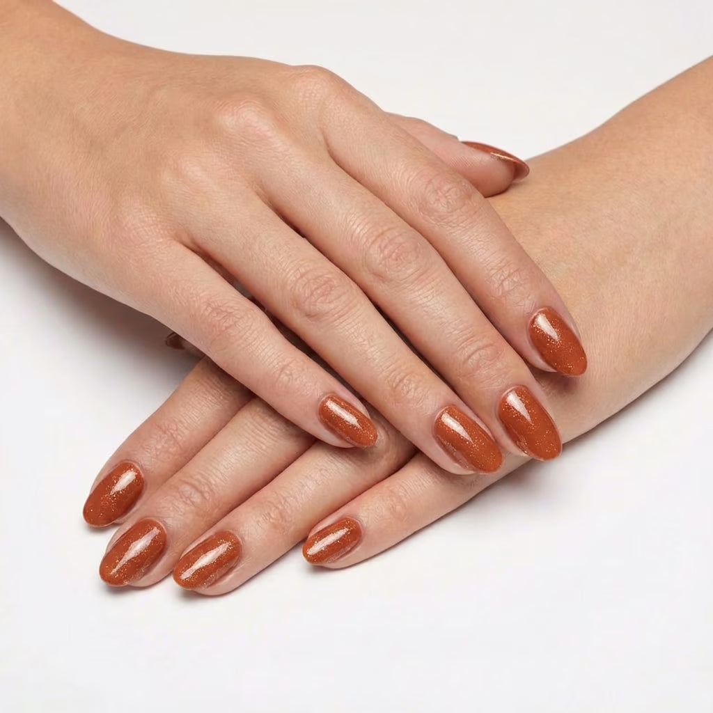 LILYCUTE Gel Polish LC-F181 hand-swatch-two-hands