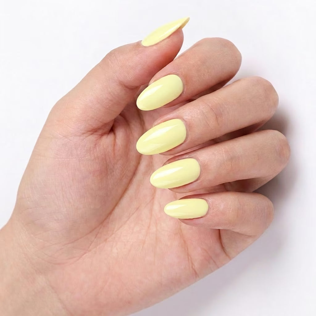 LILYCUTE Lemon Cream Nail Gel Polish 7ml (X078) UV LED - LILYCUTE - Hand Swatch