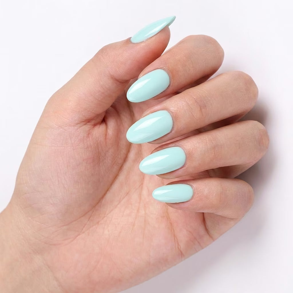 LILYCUTE Pale Aqua Nail Gel Polish 7ml (X080) UV LED - LILYCUTE - Hand Swatch