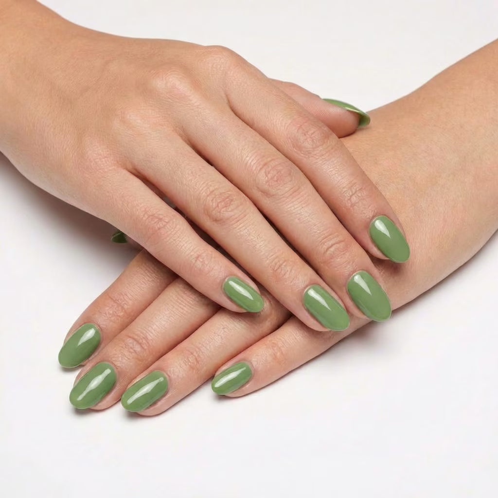 LILYCUTE Sage Green Nail Gel Polish 7ml (X091) UV LED - LILYCUTE - Two Hands Swatch