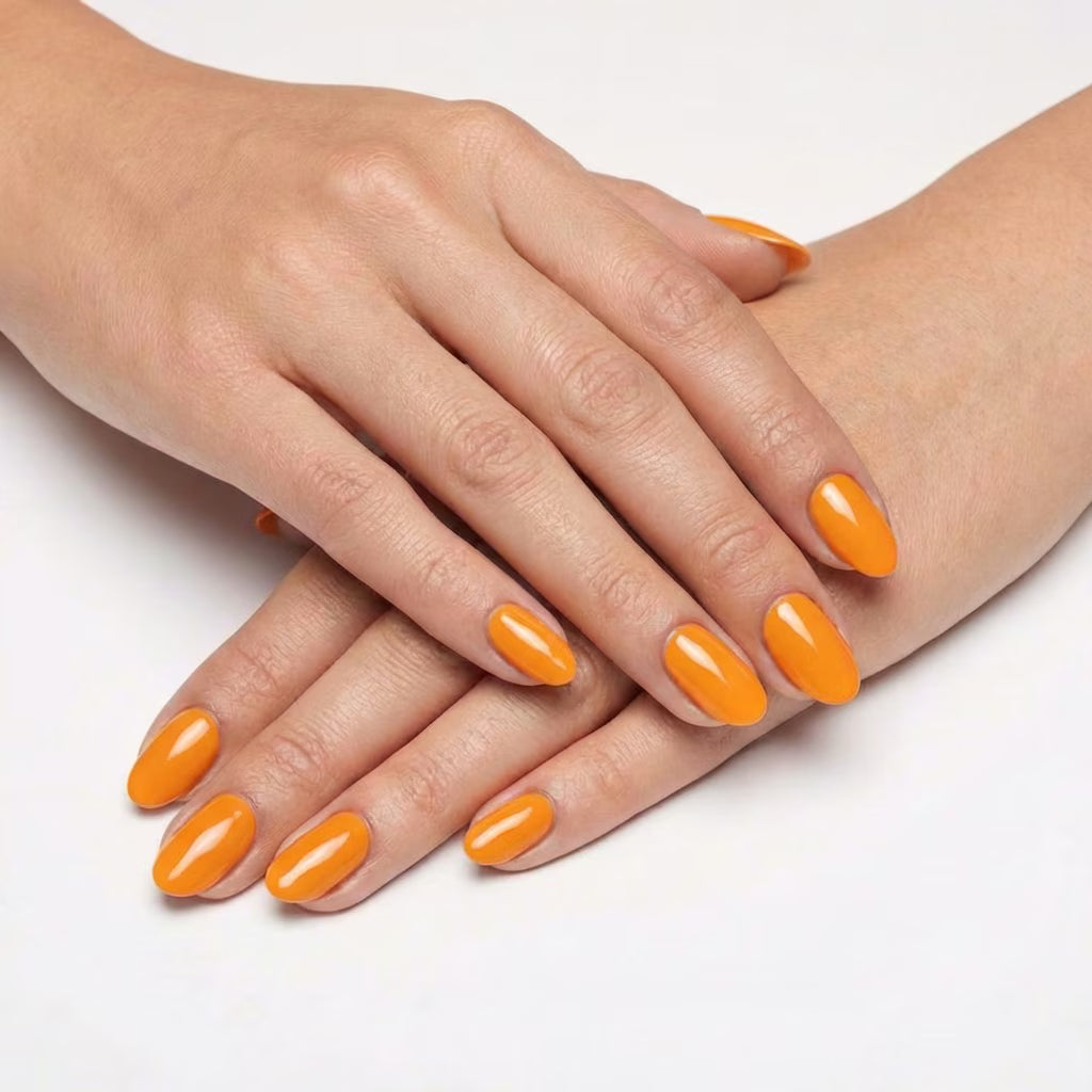 LILYCUTE Tangerine Nail Gel Polish 7ml (X106) UV LED - LILYCUTE - Two Hands Swatch