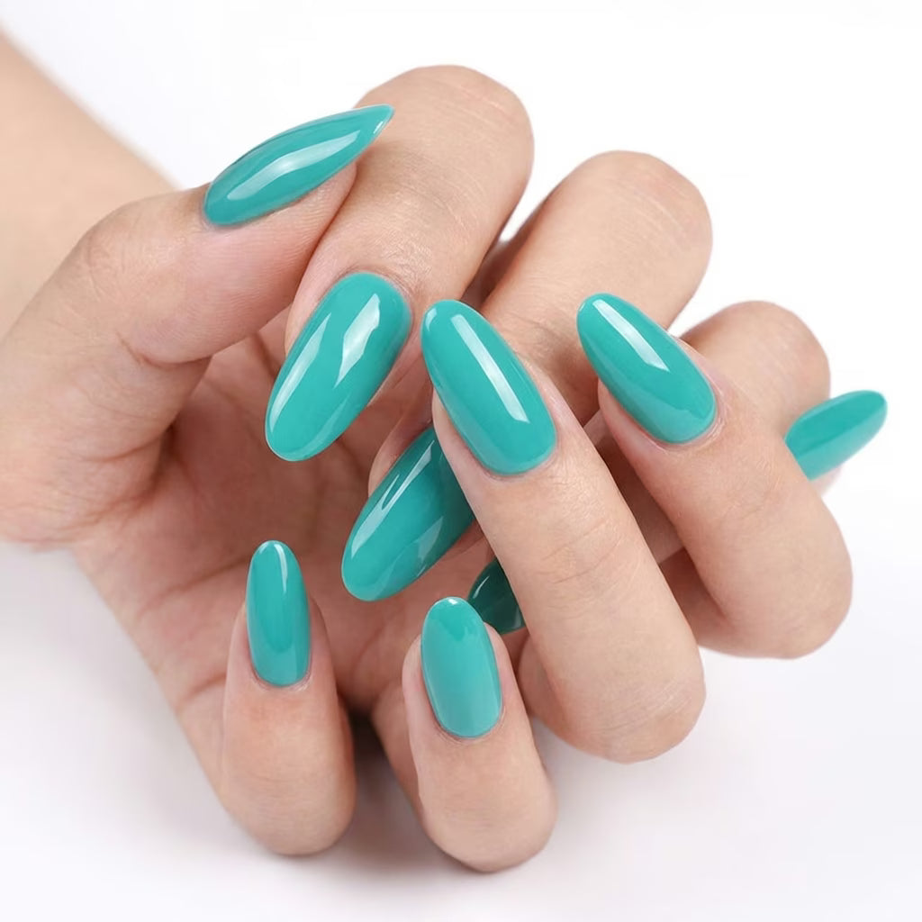 LILYCUTE Teal Nail Gel Polish 7ml (X085) UV LED - LILYCUTE - Hand Swatch