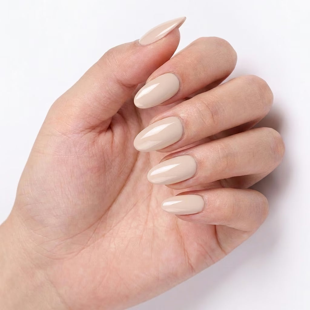 LILYCUTE Warm Nude Nail Gel Polish 7ml (X010) UV LED - LILYCUTE - Hand Swatch