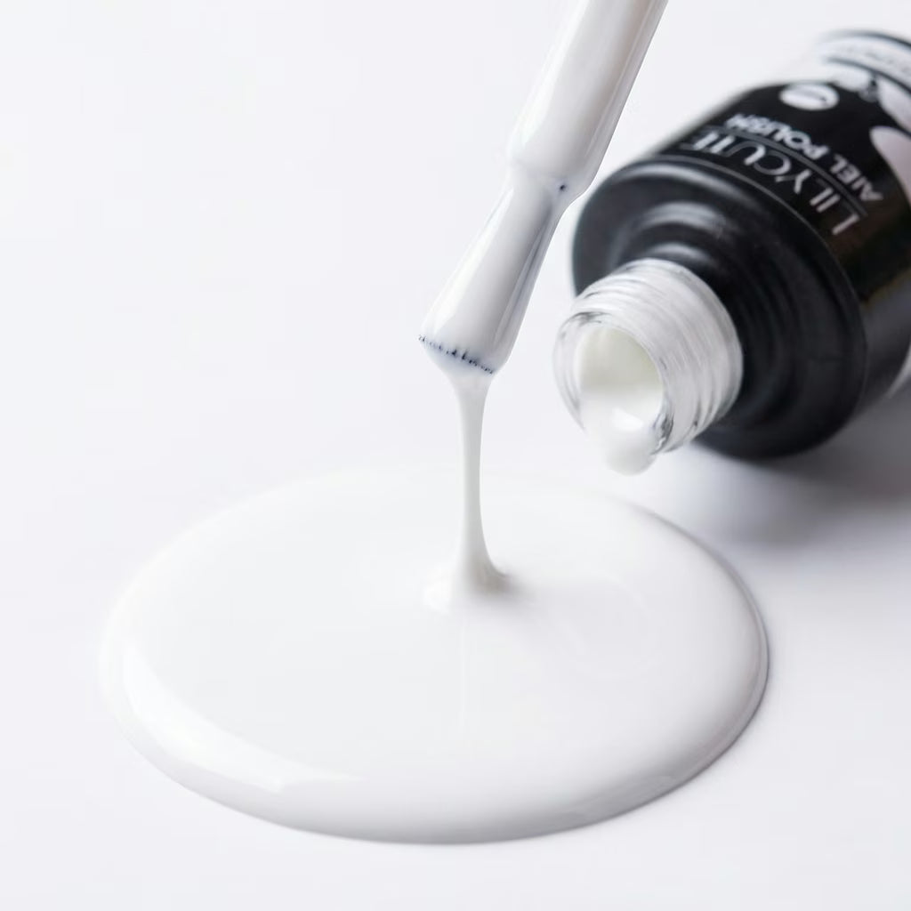 LILYCUTE White Nail Gel Polish 7ml (X002) UV LED - LILYCUTE - Brush Drip