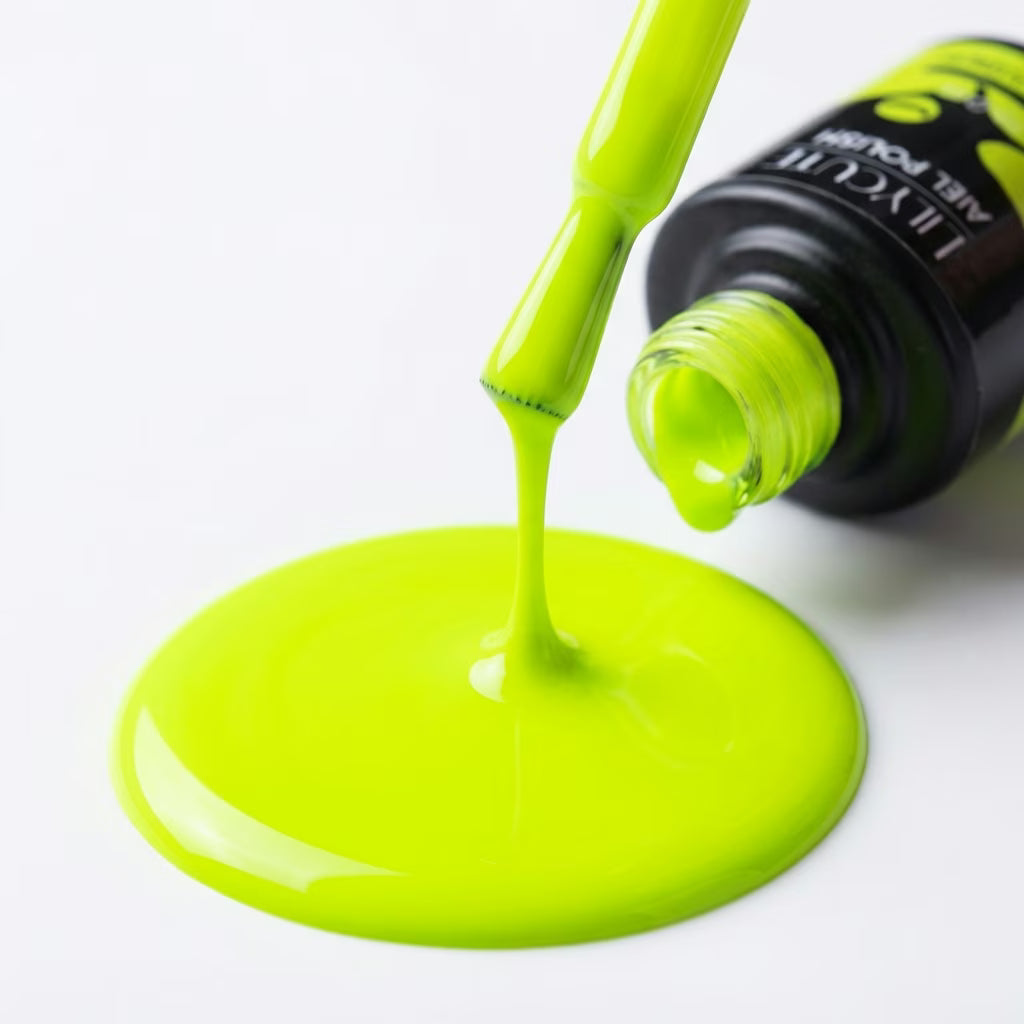 LILYCUTE Yellow Green Nail Gel Polish 7ml (X097) UV LED - LILYCUTE - Brush Drip