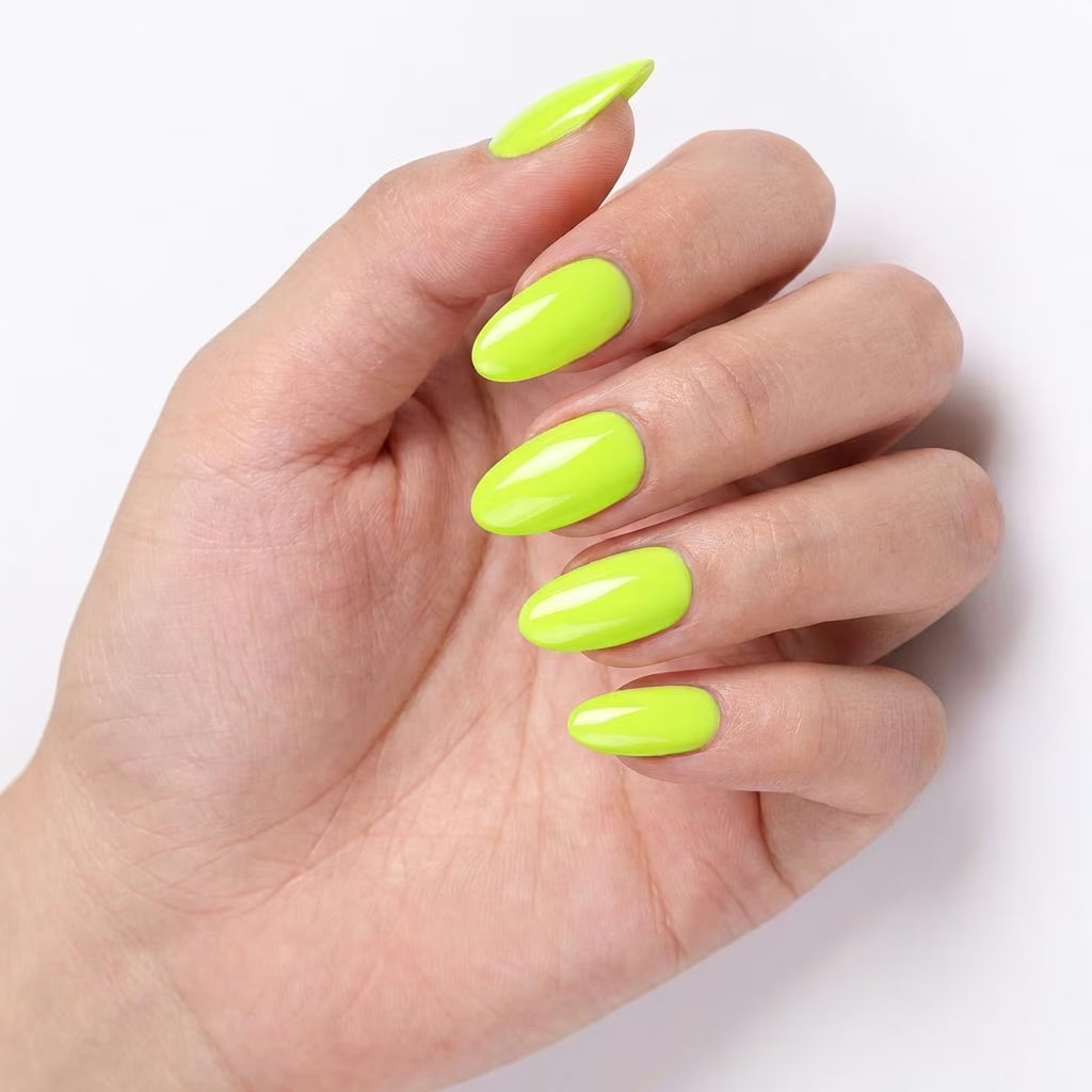 LILYCUTE Yellow Green Nail Gel Polish 7ml (X097) UV LED - LILYCUTE - Hand Swatch